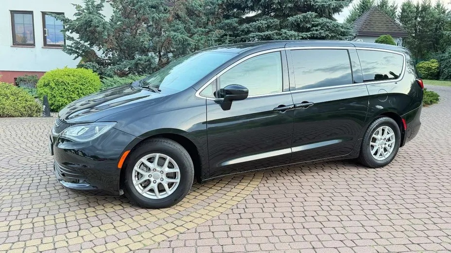 CHRYSLER Pacifica -