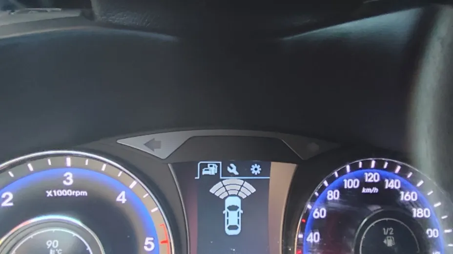 HYUNDAI i40 -