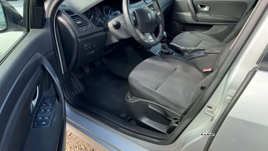 RENAULT Laguna -