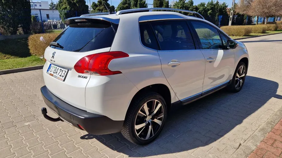 PEUGEOT 2008 -