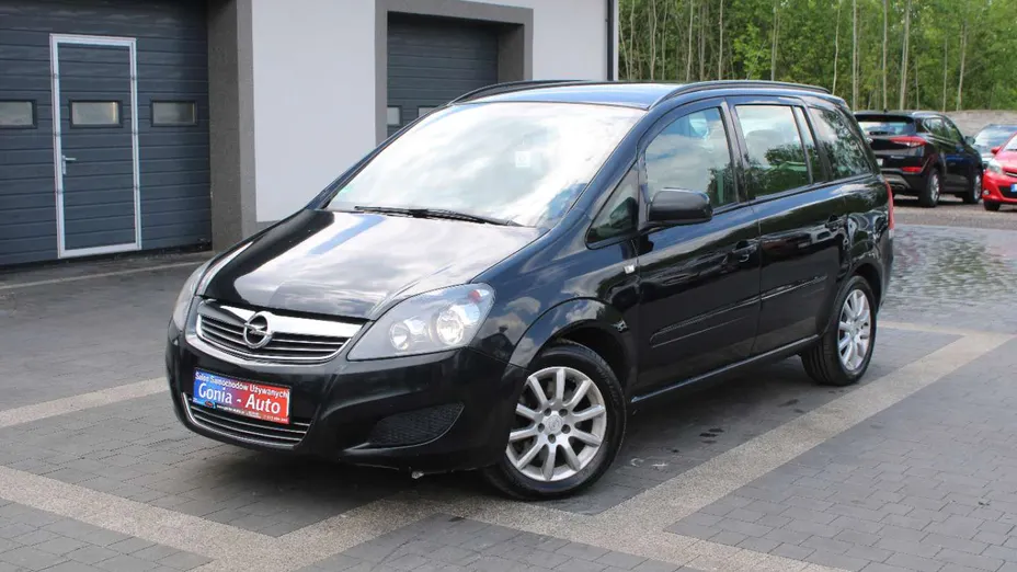 OPEL Zafira -