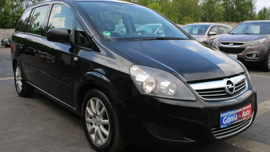 OPEL Zafira -