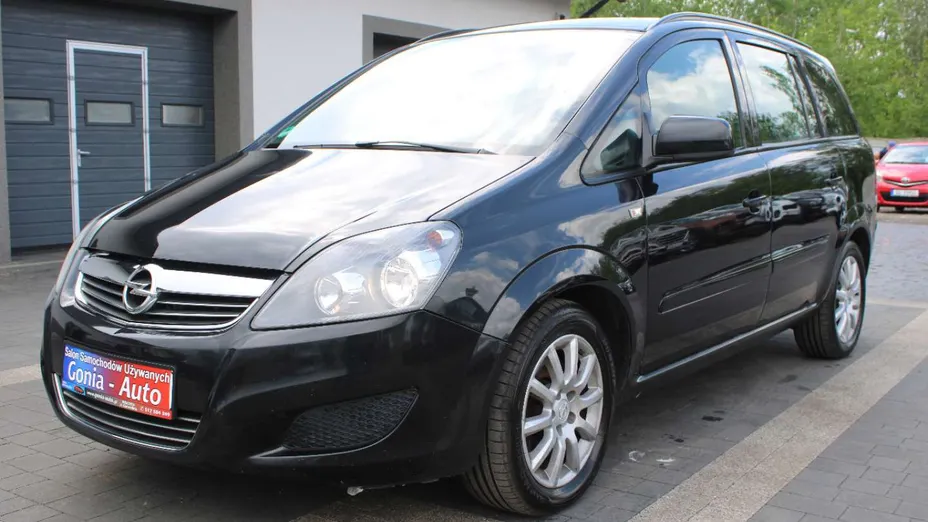 OPEL Zafira -