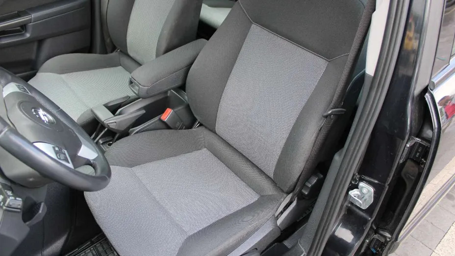 OPEL Zafira -