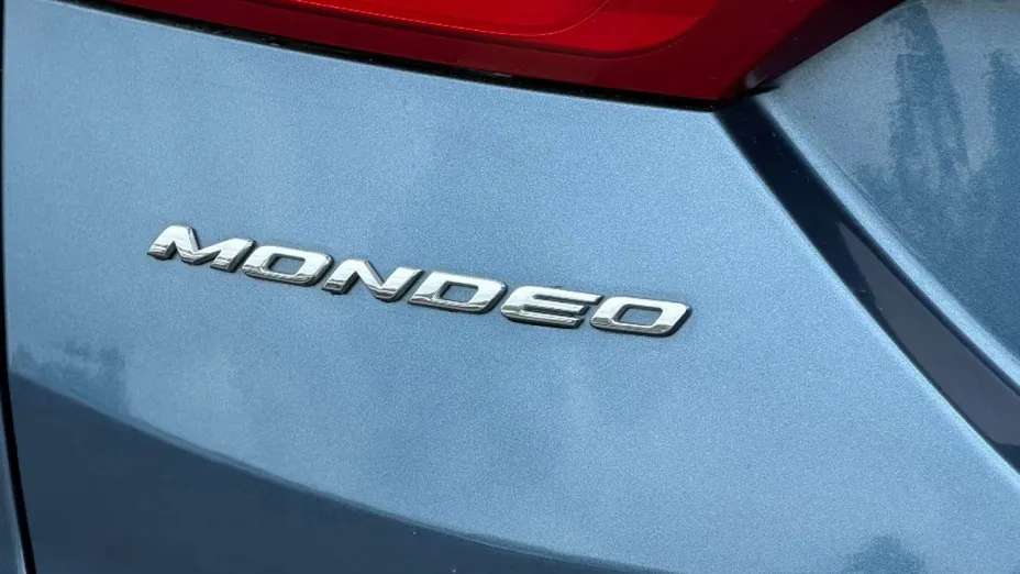 FORD Mondeo -