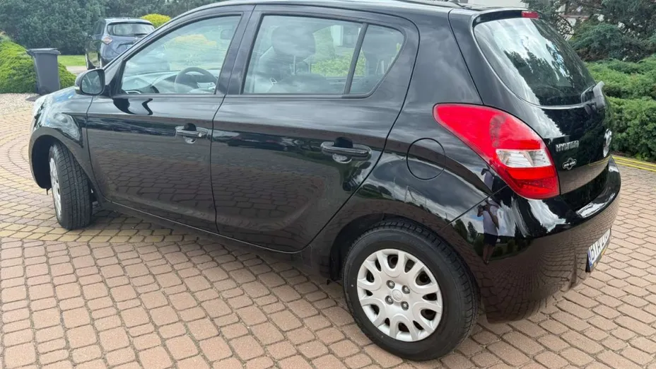 HYUNDAI i20 -