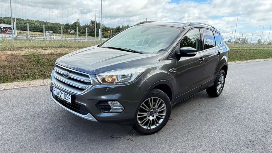 FORD Kuga -