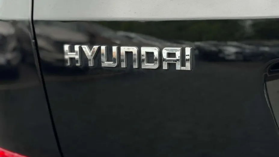 HYUNDAI Tucson -