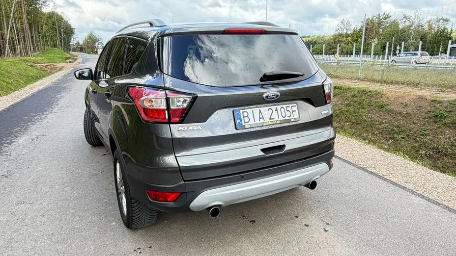 FORD Kuga -