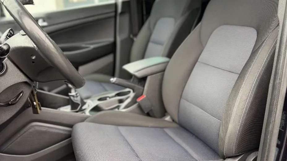 HYUNDAI Tucson -