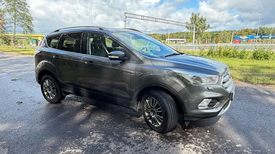 FORD Kuga -