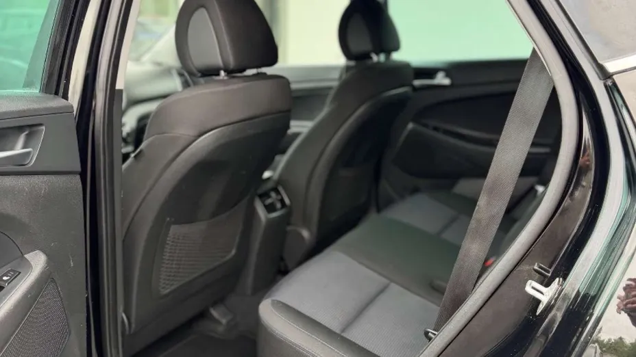 HYUNDAI Tucson -