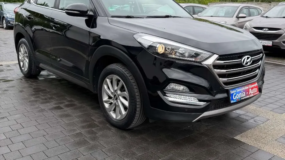 HYUNDAI Tucson -