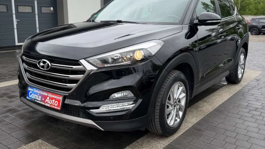 HYUNDAI Tucson -