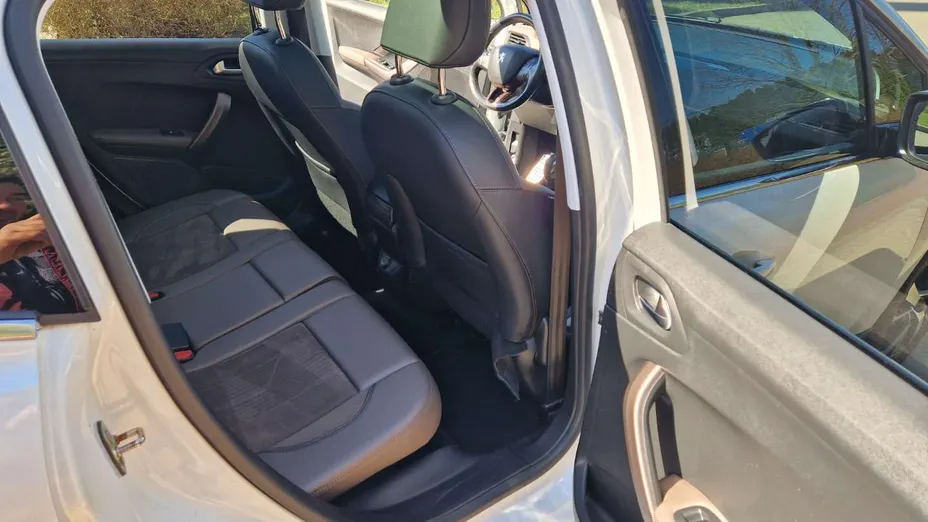 PEUGEOT 2008 -