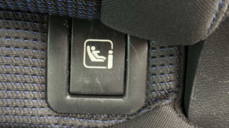 TOYOTA Yaris -