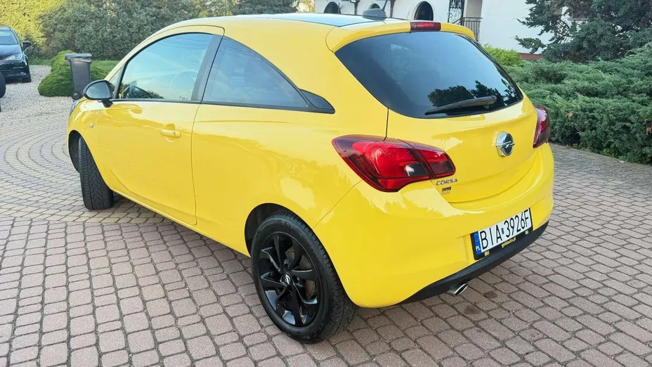 OPEL Corsa -
