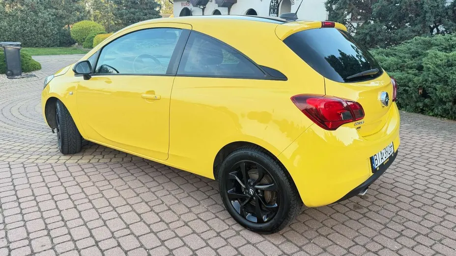 OPEL Corsa -