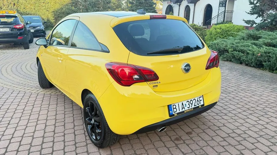 OPEL Corsa -