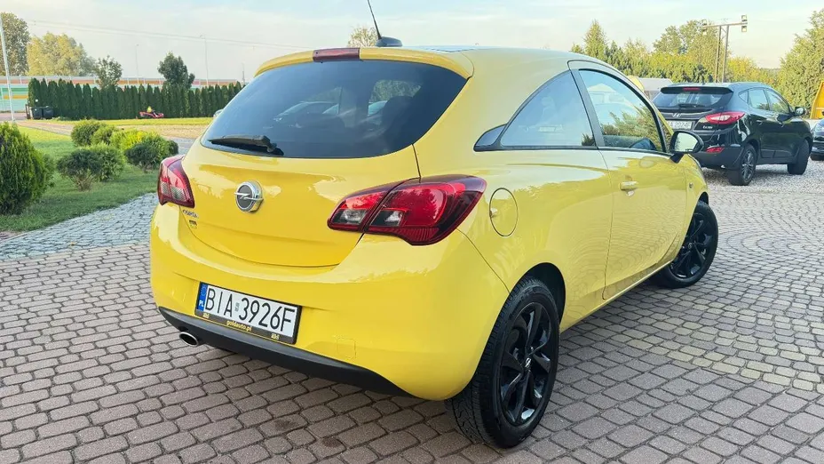 OPEL Corsa -