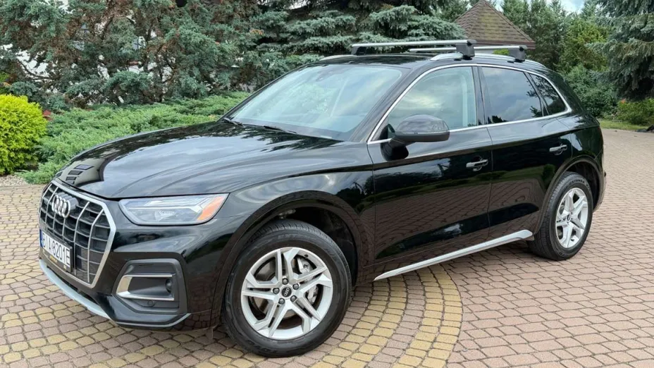 AUDI Q5 -