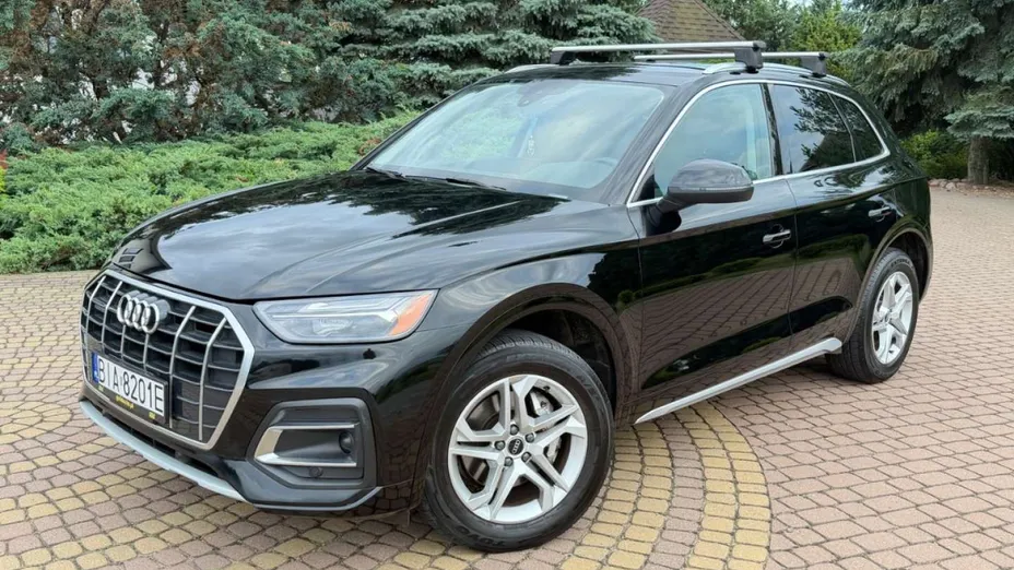 AUDI Q5 -
