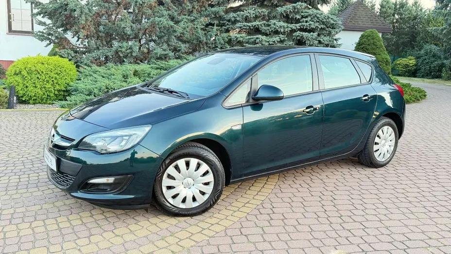 OPEL Astra -