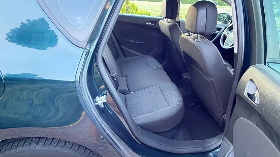 OPEL Astra -