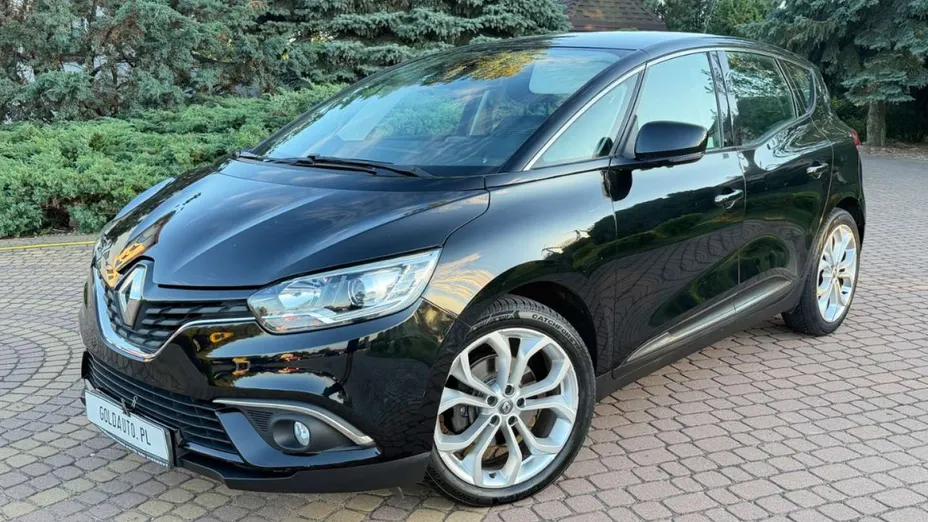 RENAULT Scenic -