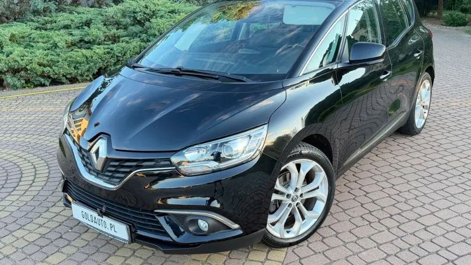 RENAULT Scenic -