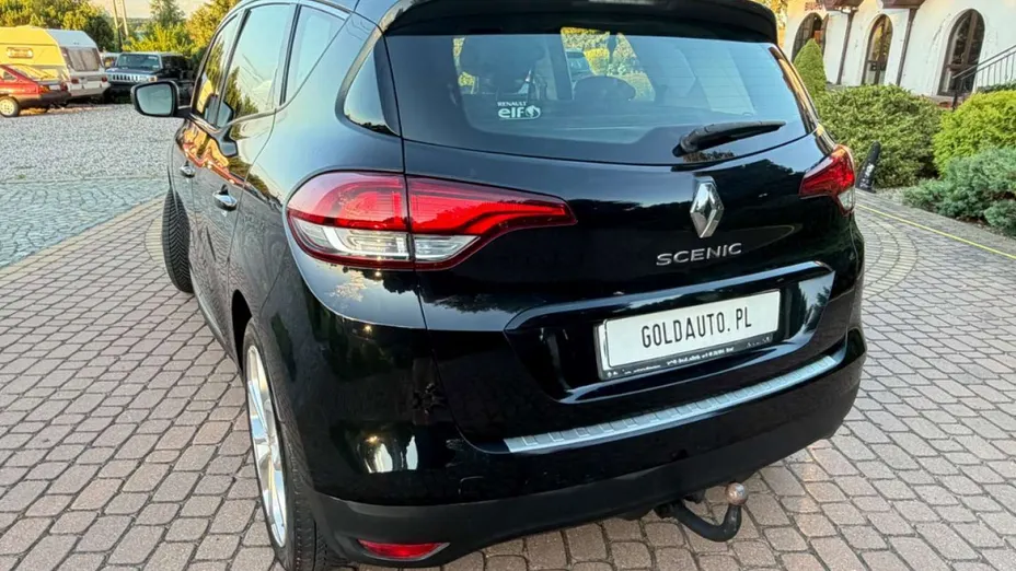 RENAULT Scenic -