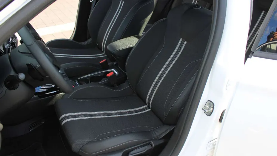 OPEL Corsa -