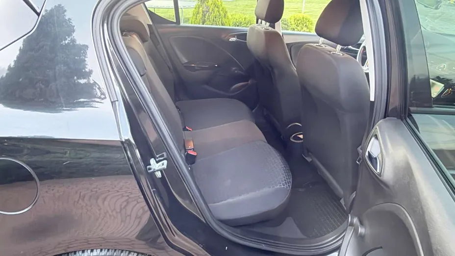 OPEL Corsa -