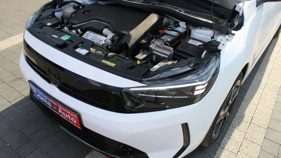 OPEL Corsa -