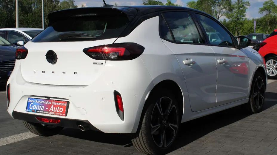 OPEL Corsa -