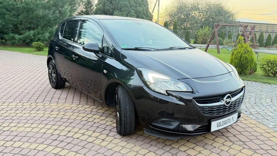 OPEL Corsa -