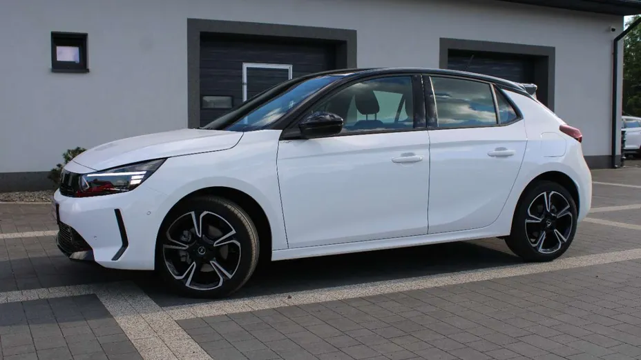 OPEL Corsa -