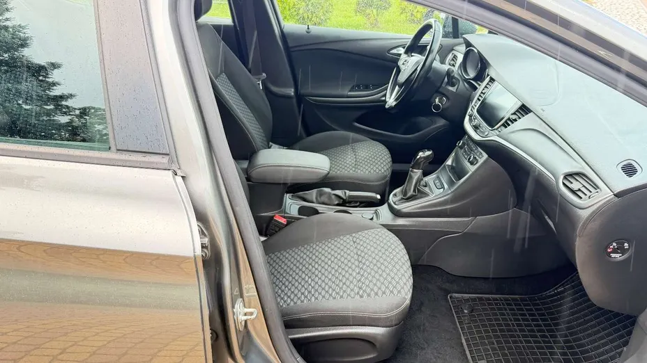 OPEL Astra -