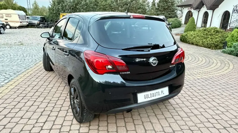 OPEL Corsa -
