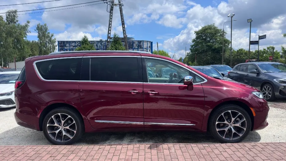 CHRYSLER Pacifica -