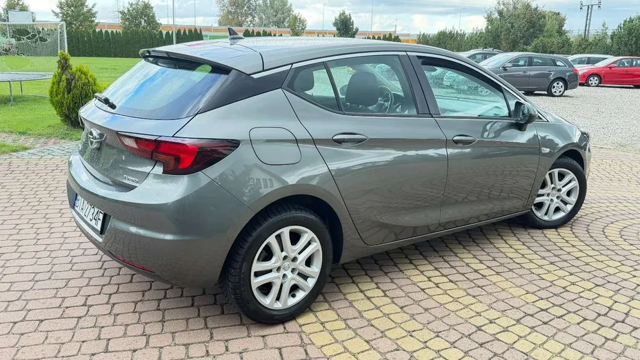 OPEL Astra -