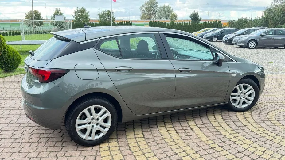 OPEL Astra -