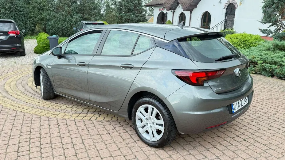 OPEL Astra -