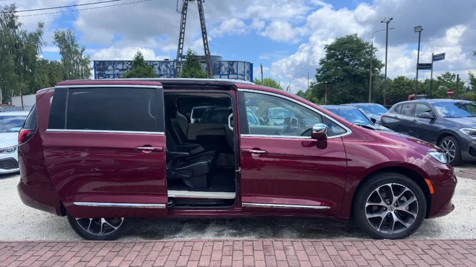 CHRYSLER Pacifica -