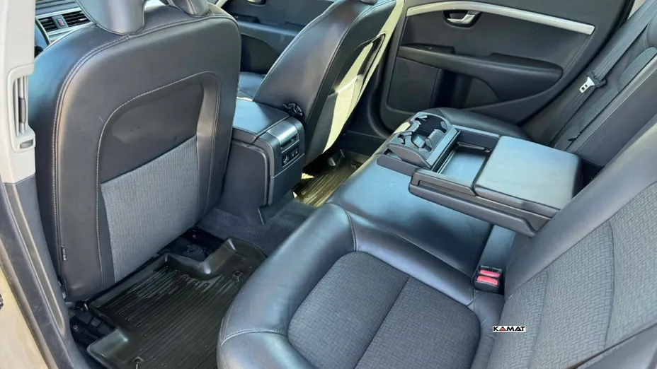 VOLVO V70 -