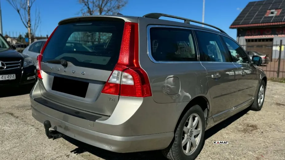 VOLVO V70 -