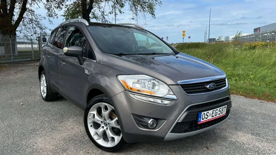 FORD Kuga -