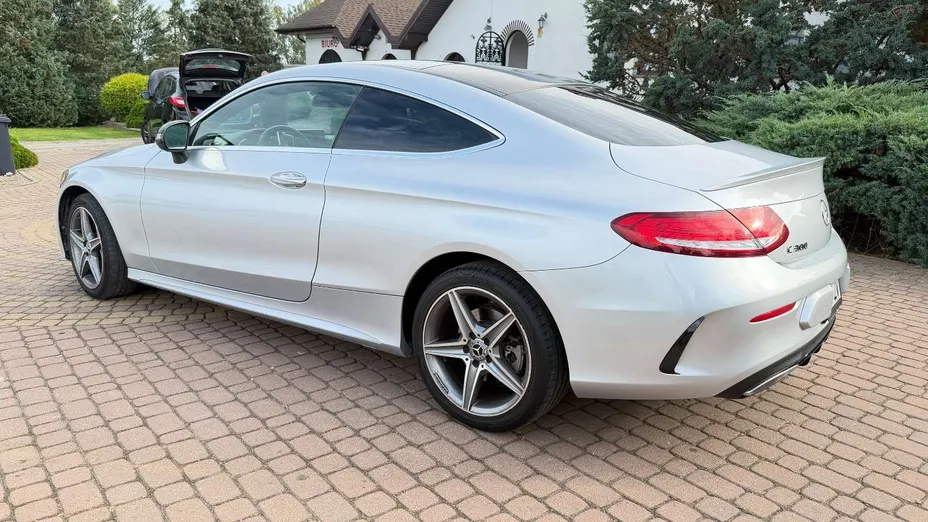MERCEDES-BENZ C Klasa -