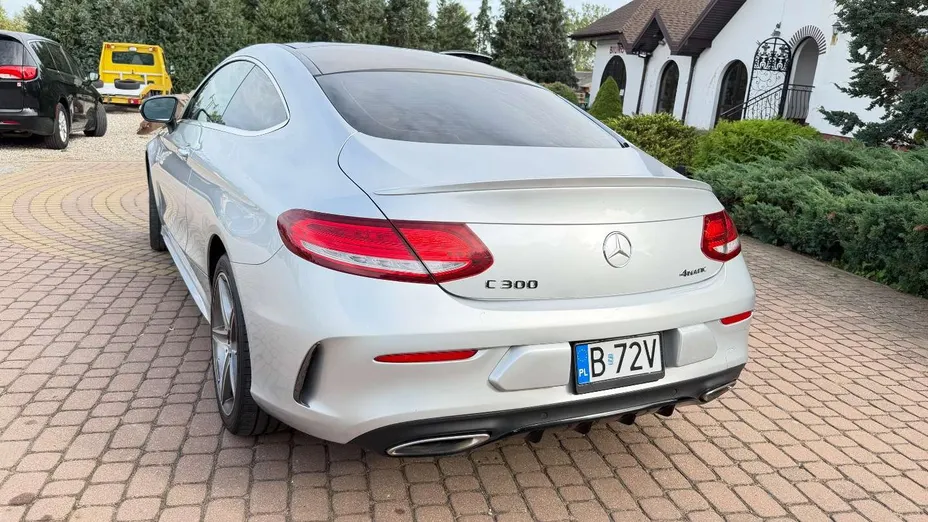 MERCEDES-BENZ C Klasa -