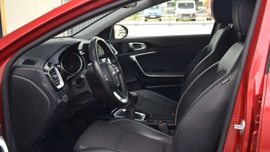 KIA XCeed -
